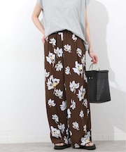 フラワープリントタックパンツ