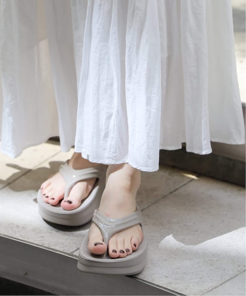 《追加》【OOFOS/ウーフォス】 OOmega：サンダル