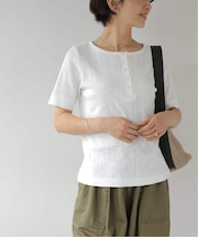 ヘンリーネックランダムリブTシャツ