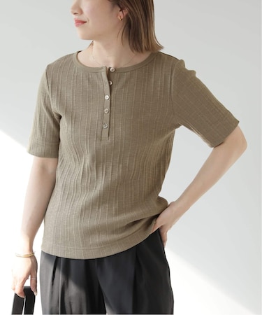 ヘンリーネックランダムリブTシャツ