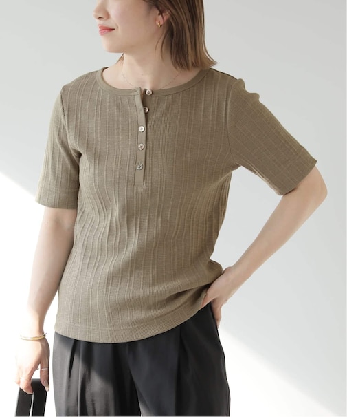 ヘンリーネックランダムリブTシャツ