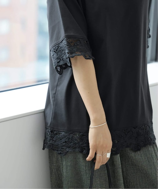 バテンレーストリムTシャツ