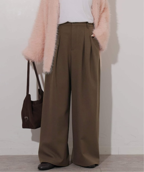 ウォッシャブルサージストレッチタックパンツ