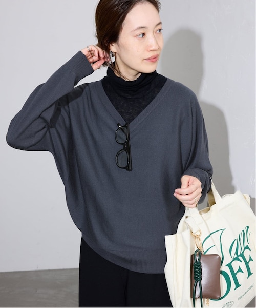 ウォッシャブルドルマンVネックプルオーバー｜フォーワンセブン