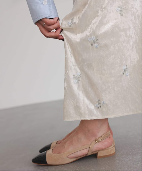 LOEFF ロエフ　シアーエンブロイダリースカート　花柄刺繍　ウエストゴム　白 LOEFF（ロエフ）の「＜LOEFF＞クローバー エンブロイダリー