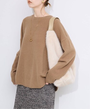 ラムウールプルオーバー