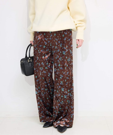 ベロアストレートイージーパンツ