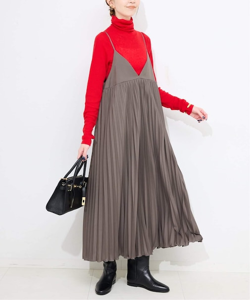 《追加》パウダリーサテンプリーツキャミワンピース