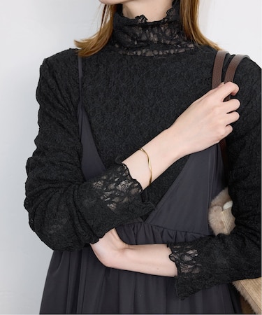 ストレッチレースタートルプルオーバー