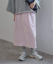 カラースエードタイトスカート