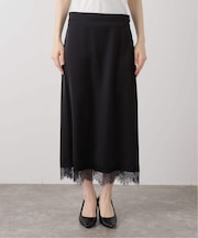 サテンレーススカート