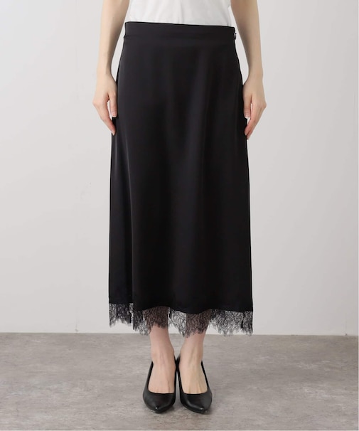 サテンレーススカート