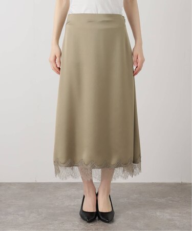 サテンレーススカート