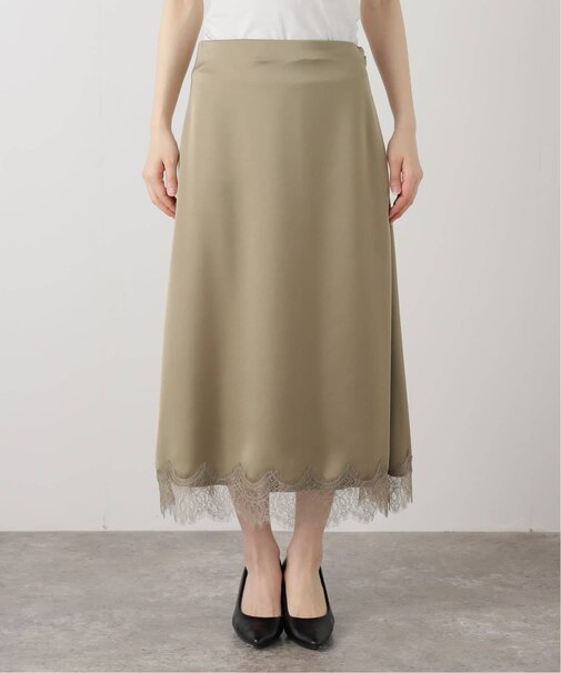 サテンレーススカート