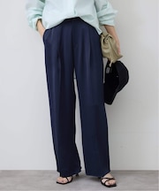 サテンタックパンツ