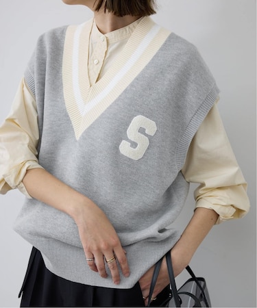 サガラ刺繍レタードベスト