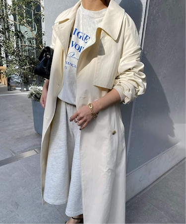 オーバートレンチコート