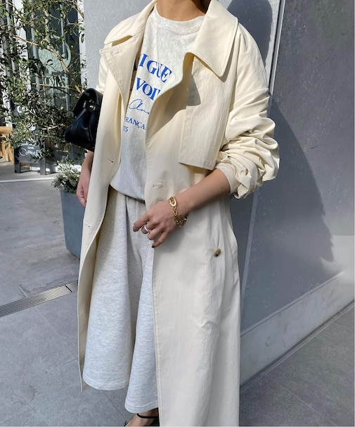 オーバートレンチコート