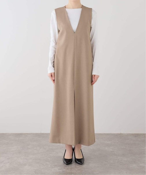 Vネックセンタースリットジャンパースカート