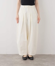 《追加》パウダリーチノタックカーブトラウザー