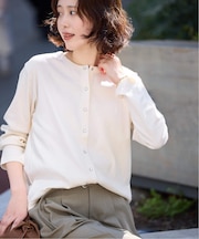 強撚フライスパールボタンカーディガン