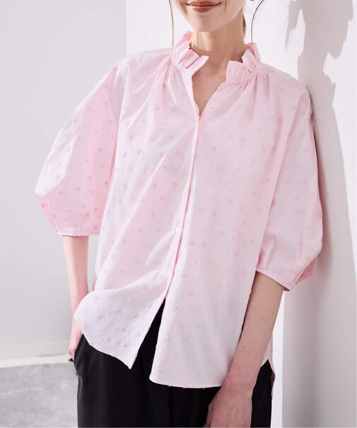 《WEB・一部店舗限定》フラワー刺繍5分袖ブラウス