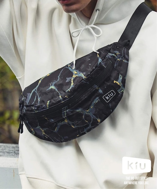 KiU / キウ ウォータープルーフボディバッグ