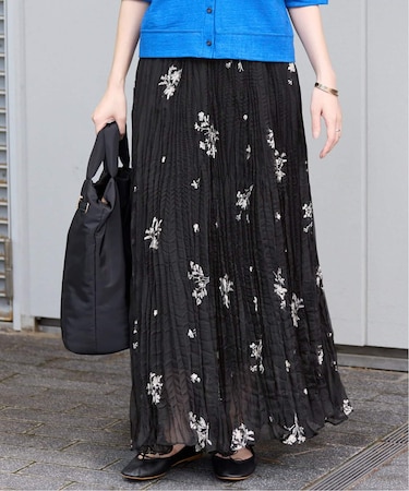 《WEB限定カラーあり》エンブロイダリーワッシャープリーツスカート