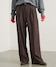 ブラウン