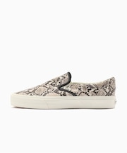 【VANS / ヴァンズ】 Classic Slip-On