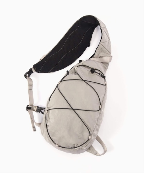 C.P. Company / シーピーカンパニー NYLON B CROSSBODY BACKPACK