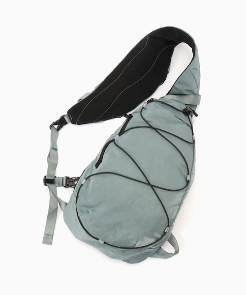 C.P. Company / シーピーカンパニー NYLON B CROSSBODY BACKPACK