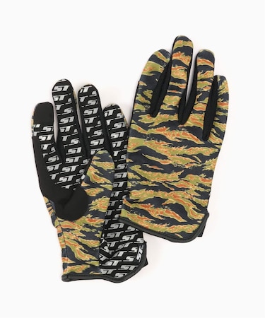 ST line / エスティライン E-CLASS