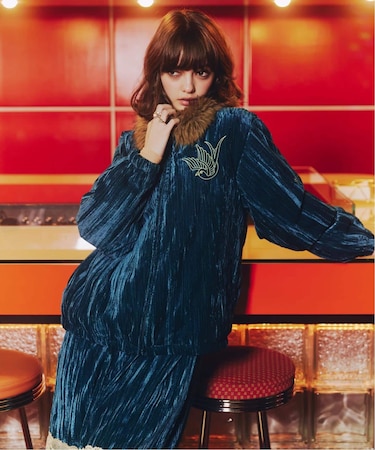 anna sui nyc / アナスイエヌワイシー プリーツベロアブルゾン