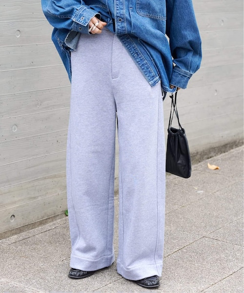 刺繍ベロアフレアパンツ｜アウトドアプロダクツユージュアルシングスの