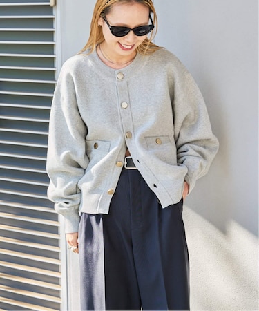 スウェットライク金ボタンカーデ