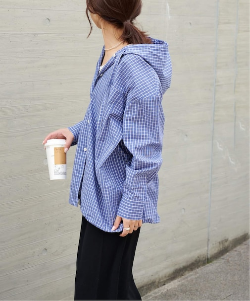 フーディシャツ