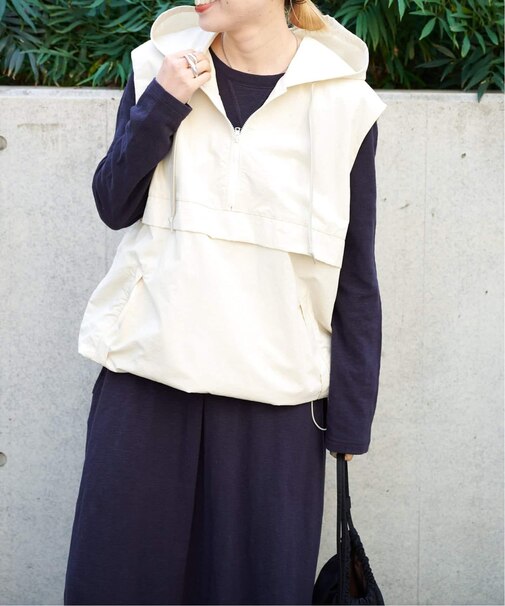 アノラックベスト