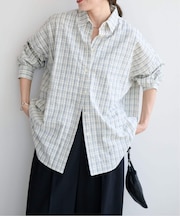 チェックシャツ