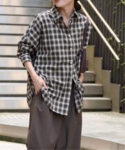 チェックシャツ