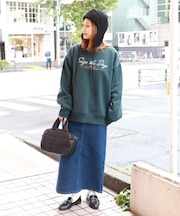 ハニーサックルローズ デザインロゴスウェット