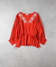 刺繍ブラウス