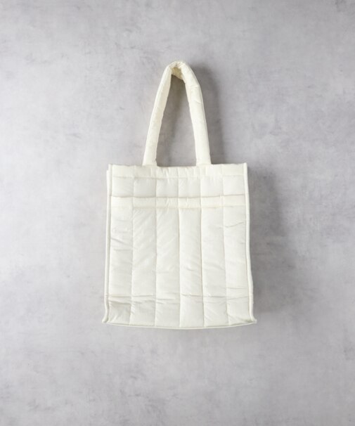 ハニーサックルローズ キルティングトートバッグ