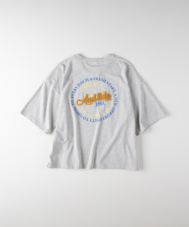 ハニーサックルローズ グラフィックショートＴシャツ
