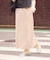 ベージュ