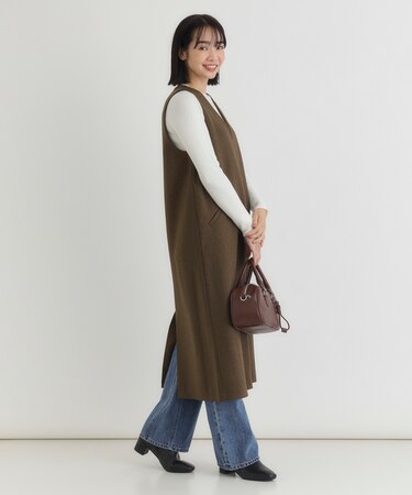 ハニーサックルローズ Ｖネックワンピース