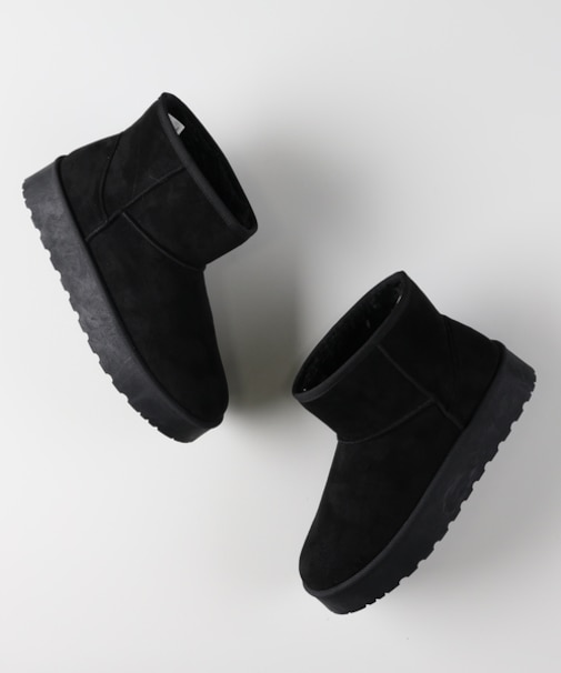 ハニーサックルローズ フェイクムートンショートブーツ