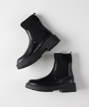 ハニーサックルローズ サイドゴアミドルブーツ