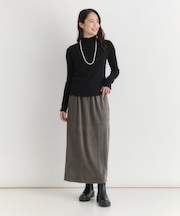 ハニーサックルローズ ハイネックロングスリーブＴシャツ