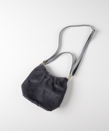 ハニーサックルローズ フェイクファーワンショルダー